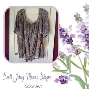 NWT Lee Size 1X Gray With White And Blue Flowers Blouse Ties At Waist